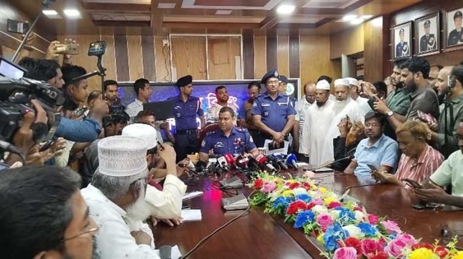 ভোলায় খতিব হত্যার রহস্য উদঘাটন, নিজের ছেলেই হত্যা করেছে: পুলিশ